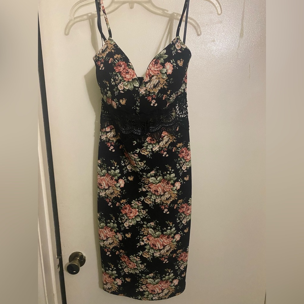 Black & pink floral dress Size 8